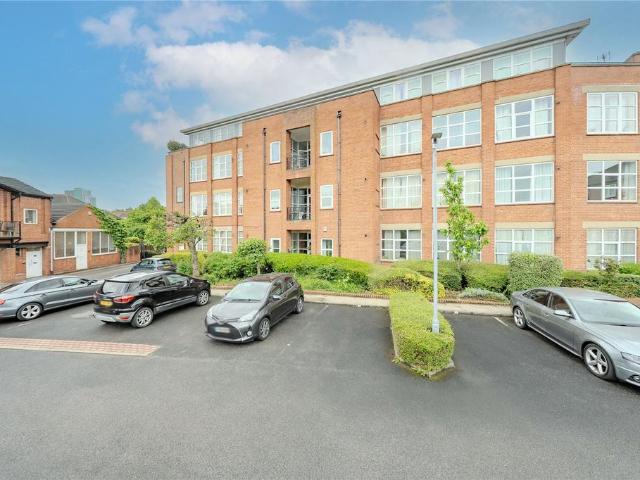 Flat for sale in Woodhouse, West Yorkshire
