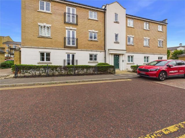 Flat for sale in Mile End, Fordham Heath