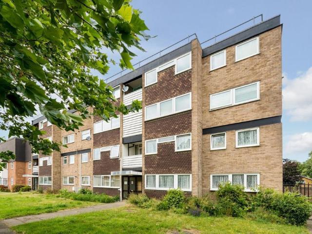 Flat for sale in Bedford
