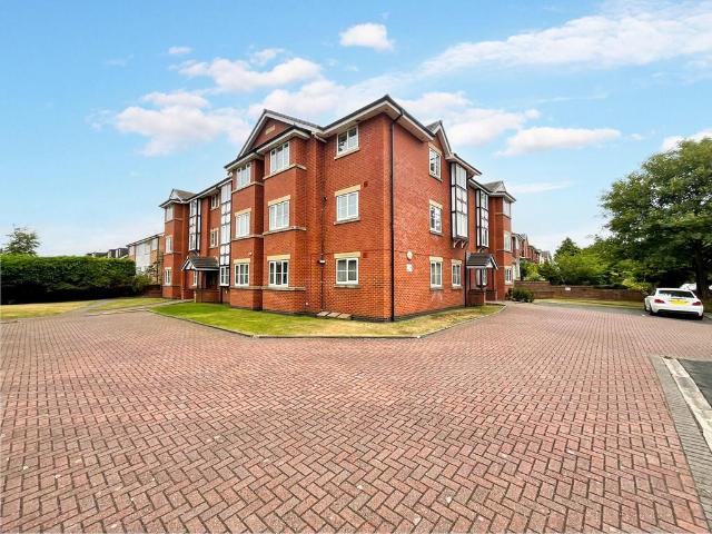 Flat for sale in Meols Cop, Southport