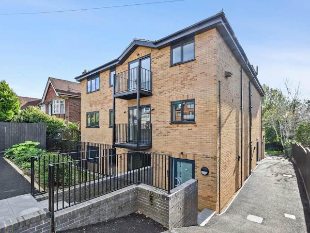 Flat for sale in Cressex, Isle Of Man