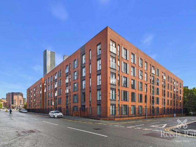 Flat for sale in Ordsall, Salford