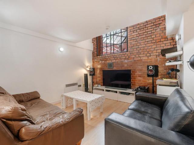 Flat for sale in City Centre, Georgia