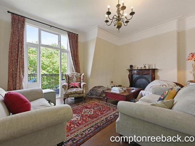 Flat for sale in Kensal Town, Greater London