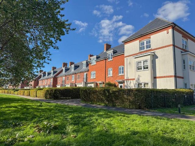 Flat for sale in St Johns, Wimborne