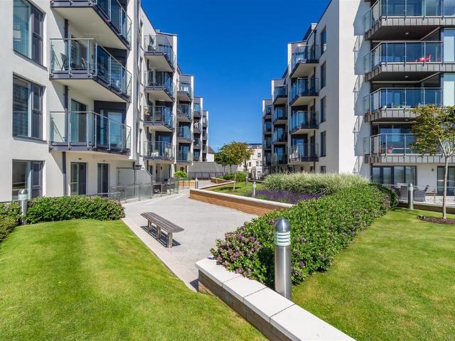 Flat for sale in West Cliff, Isle Of Man