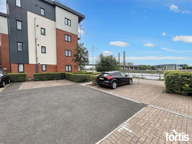 Flat for sale in Wales