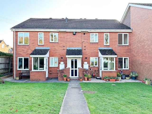 Flat for sale in Crookhill, Worcestershire