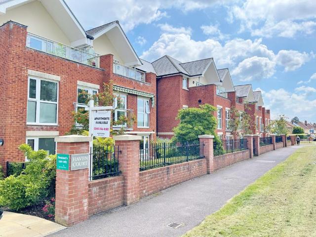 Flat for sale in Hythe and Dibden, Ashurst Bridge
