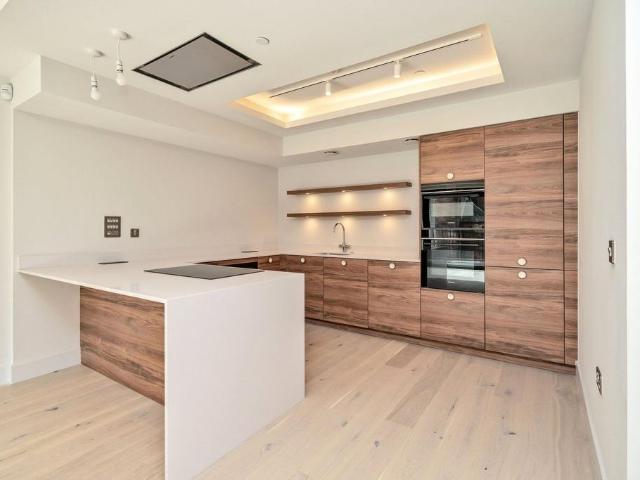 Flat for sale in Haymarket, Scotland