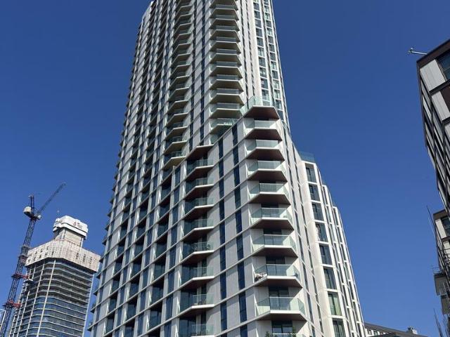 Flat for sale in Hale Village, Tottenham Hale