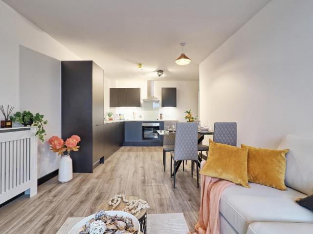 Flat for sale in Wickford