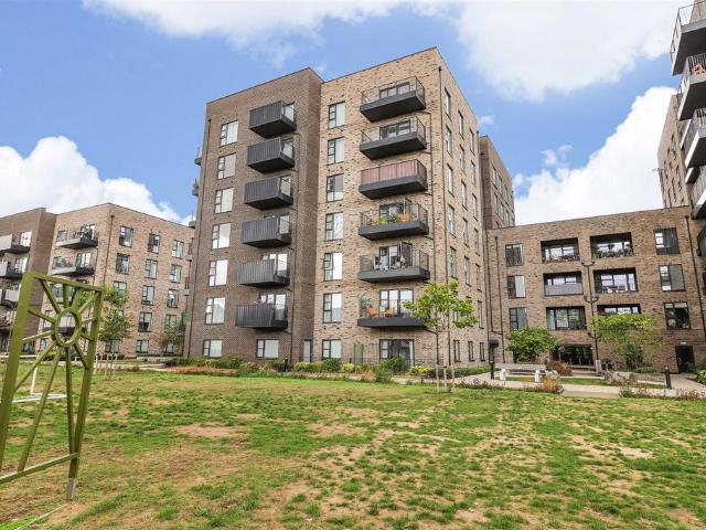 Flat for sale in Timber Works, Cambridge