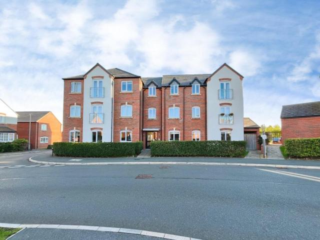Flat for sale in The Heath, East Staffordshire
