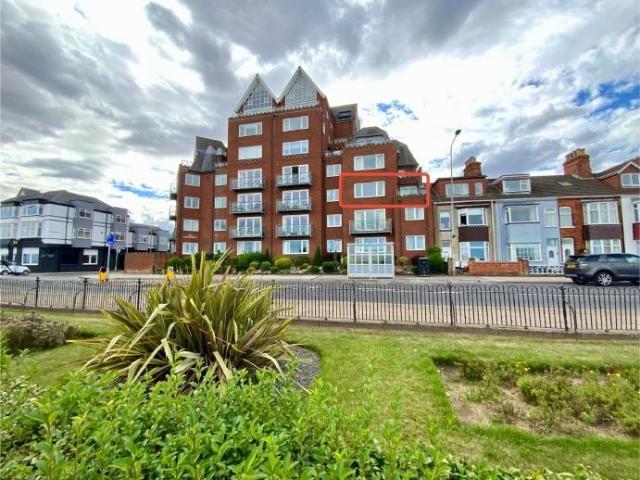 Flat for sale in Cleethorpes, North East Lincolnshire