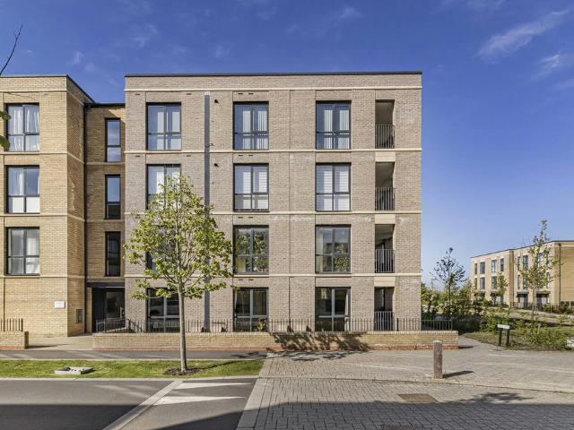 Flat for sale in South Trumpington, Arrington
