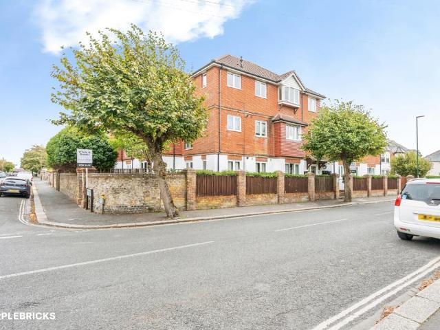 Flat for sale in Clapham, West Sussex