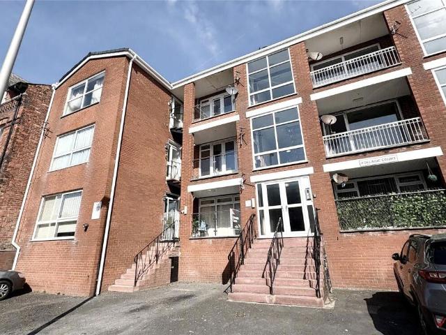 Flat for sale in Revoe, Blackpool