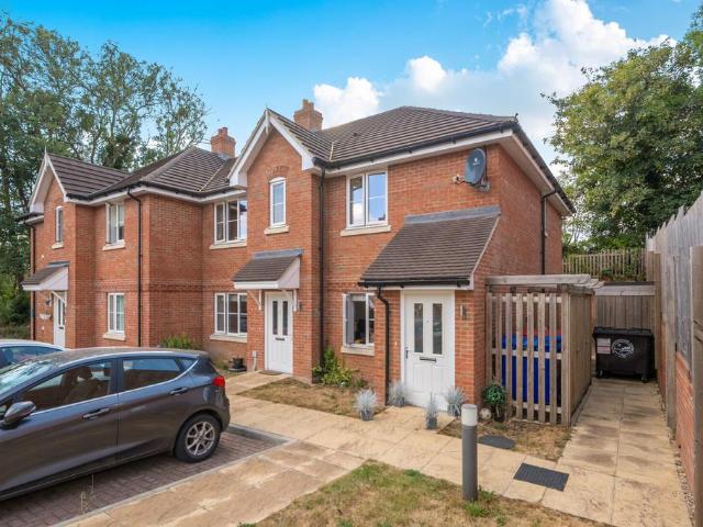 Flat for sale in Chesham