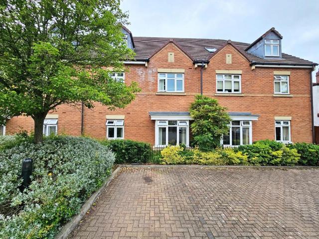 Flat for sale in West Midlands