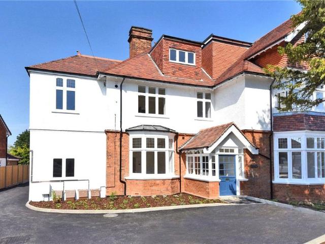 Flat for sale in London Borough of Sutton, Greater London