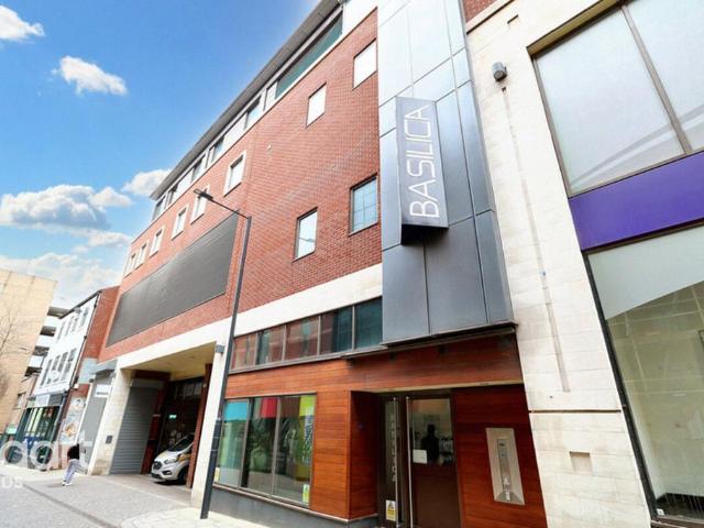 Flat for sale in West Yorkshire