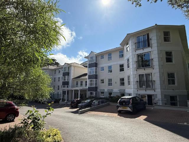 Flat for sale in Babbacombe