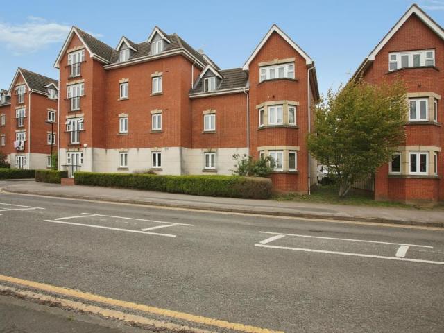 Flat for sale in Lash Hill, Barton