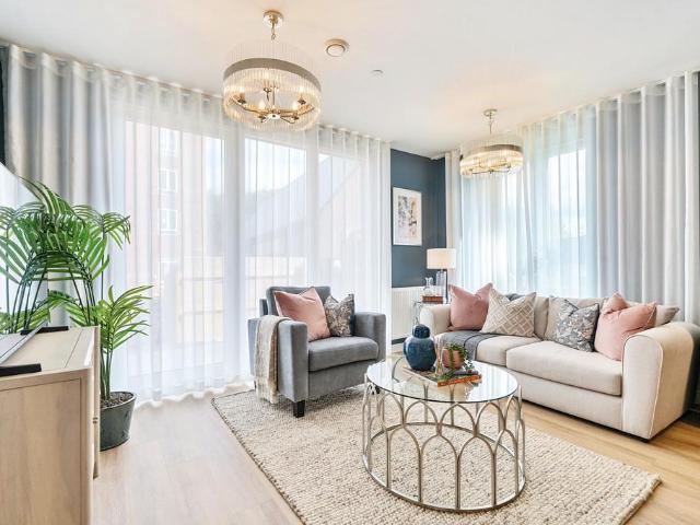 Flat for sale in Boughton, Cheshire