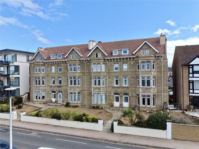 Flat for sale in Grange, West Kirby