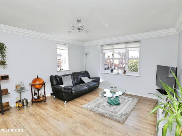 Flat for sale in Baltic Triangle, Calderstones