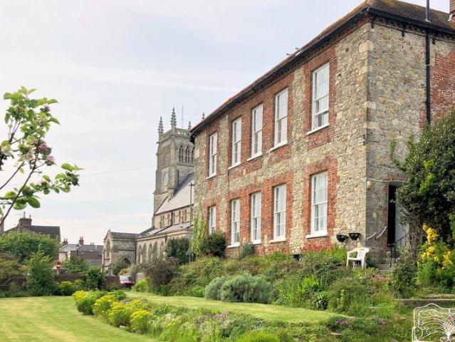 Flat for sale in Middlecroft, Hampshire