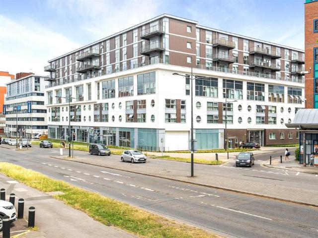Flat for sale in Rodbourne, Swindon