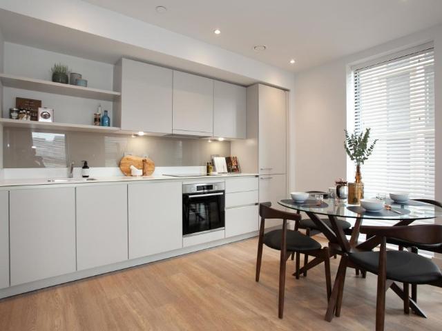 Flat for sale in Richmond Hill, West Yorkshire