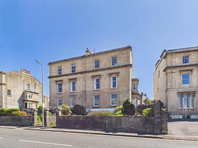 Flat for sale in West End, Clevedon