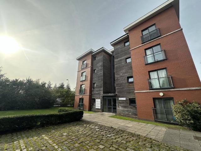 Flat for sale in Fairfield, Warrington