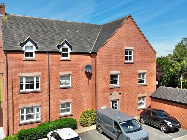 Flat for sale in Kingsley Moor, Staffordshire