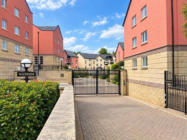 Flat for sale in St Thomas, Exeter