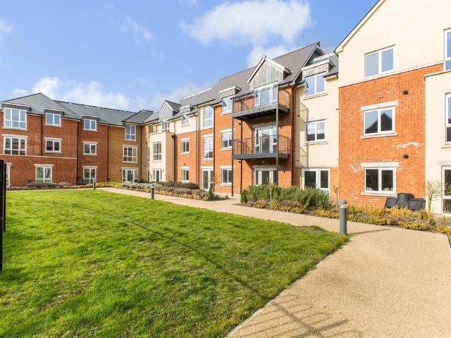 Flat for sale in Charlton, Dromore
