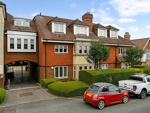 Flat for sale in Bridgefield, Kent