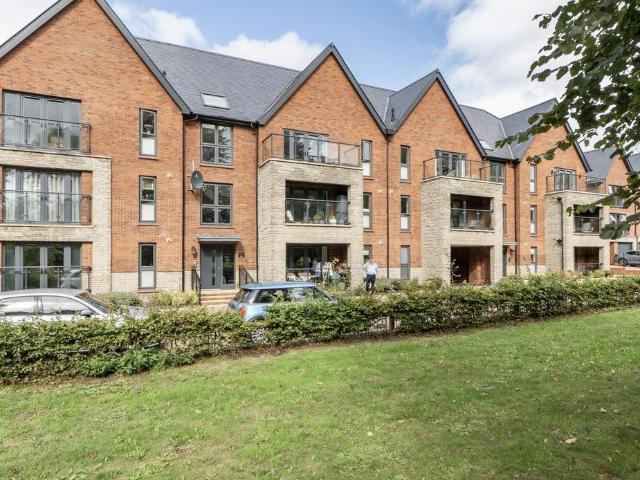 Flat for sale in Winterbourne, Frenchay