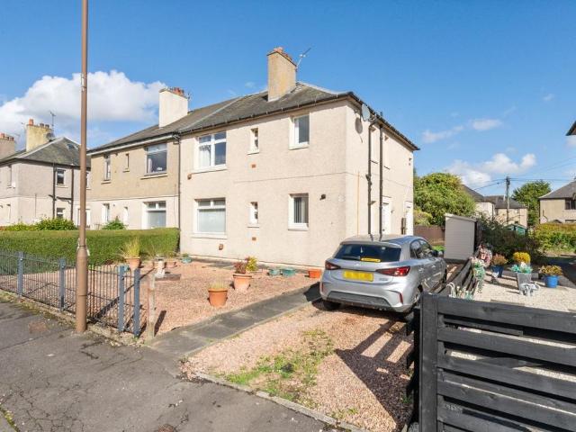 Flat for sale in New Carron Village, Falkirk