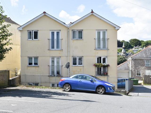 Flat for sale in Mount Ambrose, Cornwall