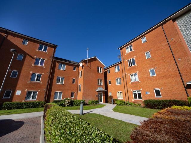 Flat for sale in City Centre, Falcon Lodge