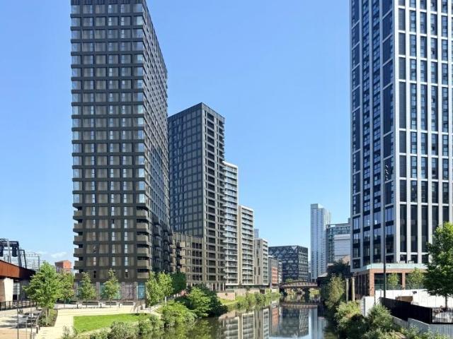 Flat for sale in City Centre, Salford