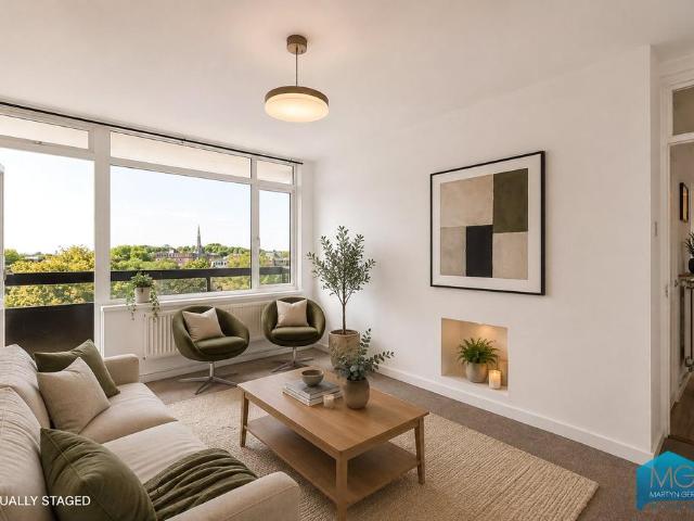 Flat for sale in Maitland Park, Greater London