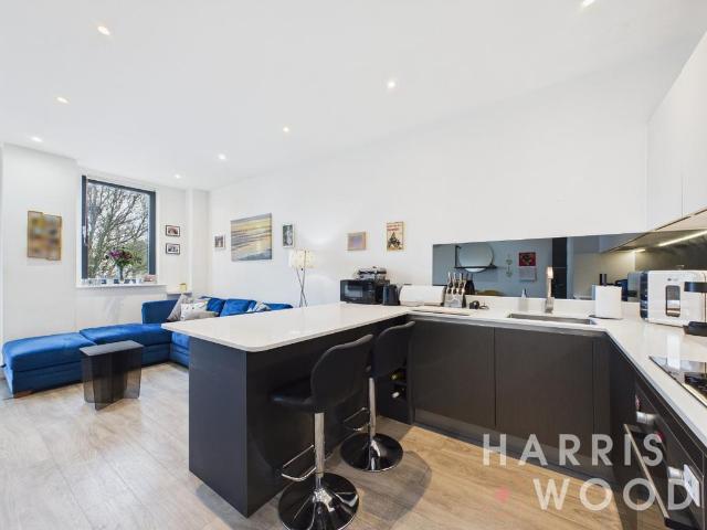 Flat for sale in Moulsham, Chelmsford