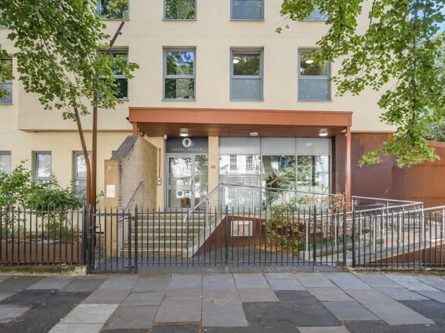 Flat for sale in Montpellier, Golden Valley