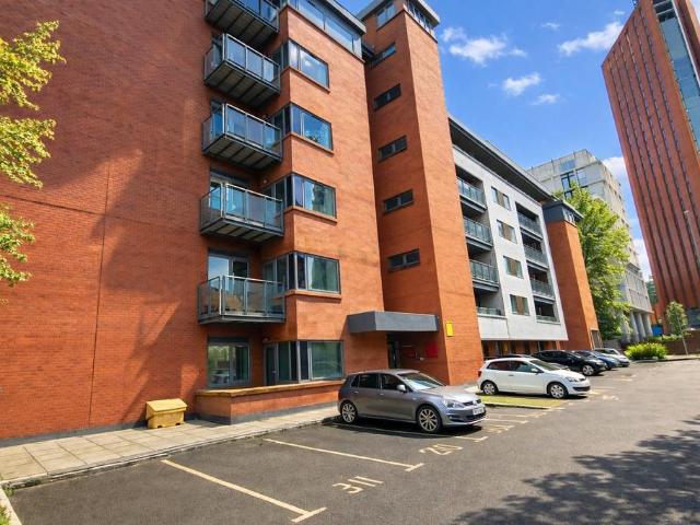 Flat for sale in City Centre, Georgia