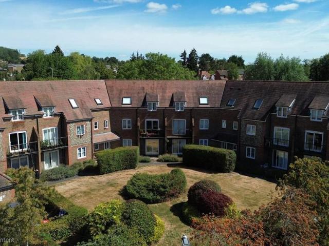 Flat for sale in Enborne, West Berkshire